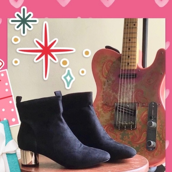 Sassy Boots! - Picture 5 of 6